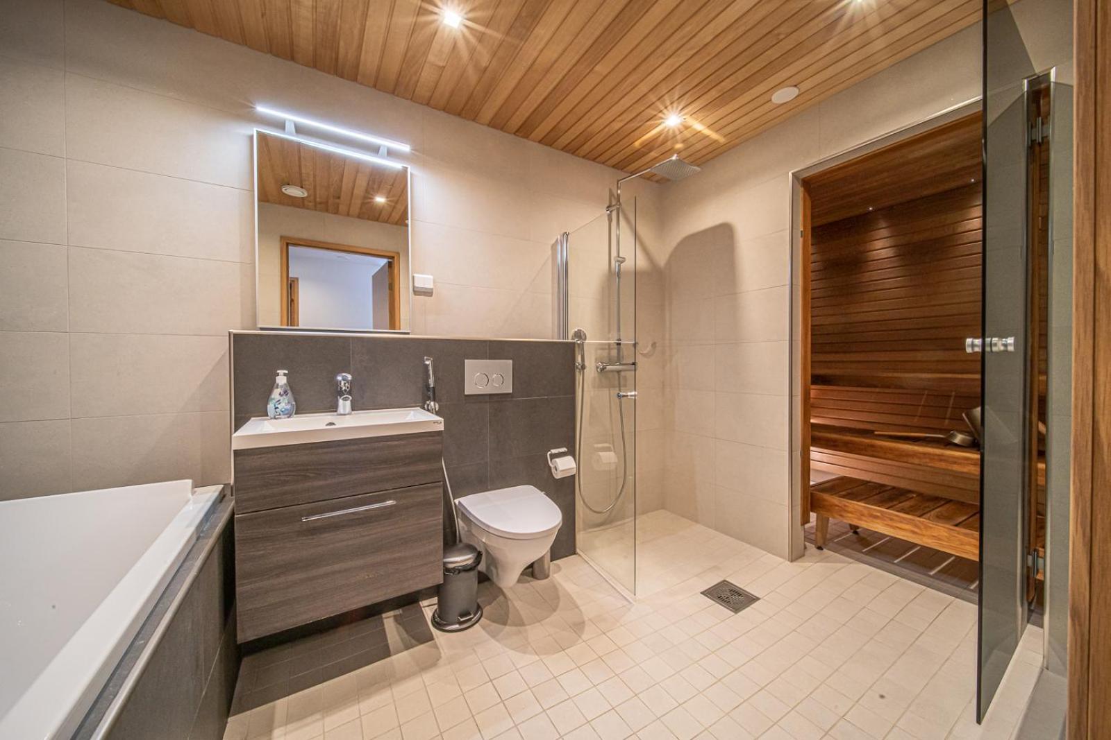 Levi Tunturinlaita A4, Ski-In Ski-Out 3Xbedroom Exterior photo